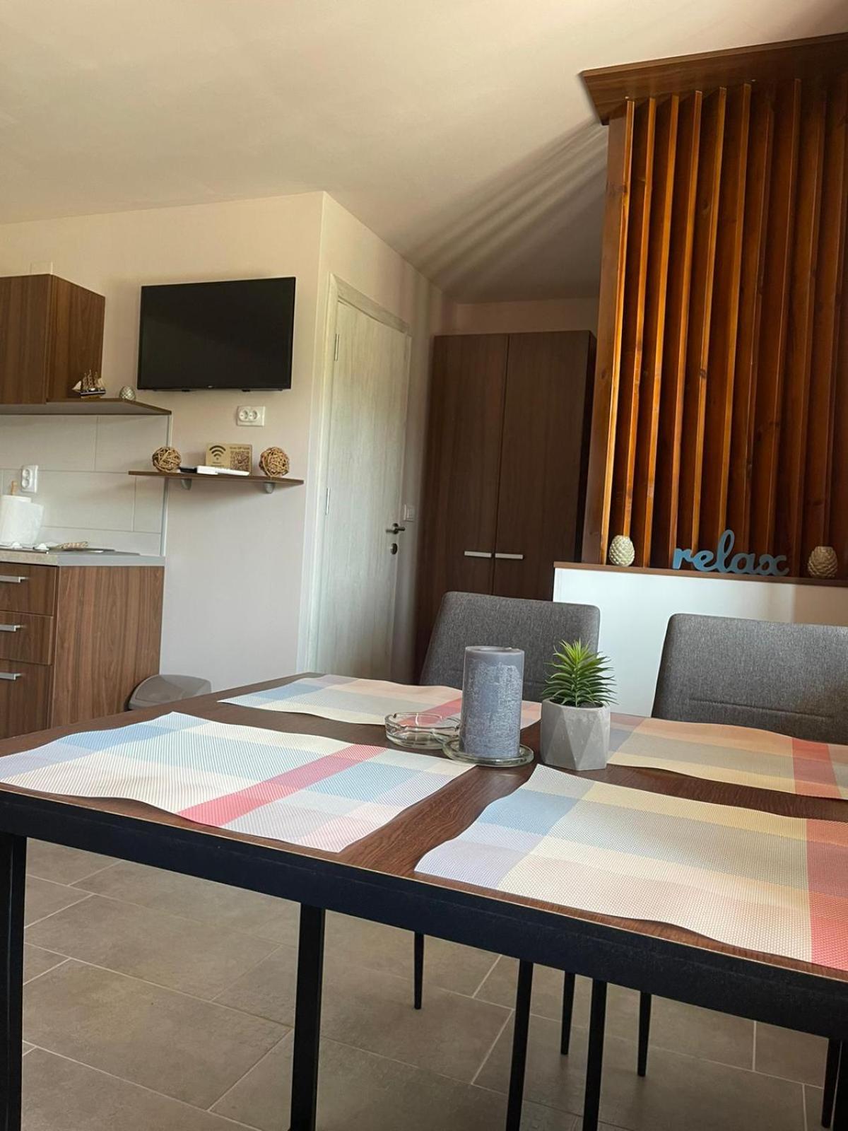 Apartmani Morava 54 Kocino Selo Экстерьер фото